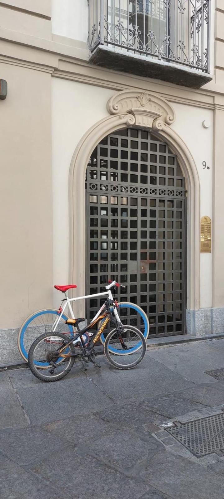 Апартаменты Acadamis - Garibaldi 9 Bis - Piazza Castello Турин Экстерьер фото